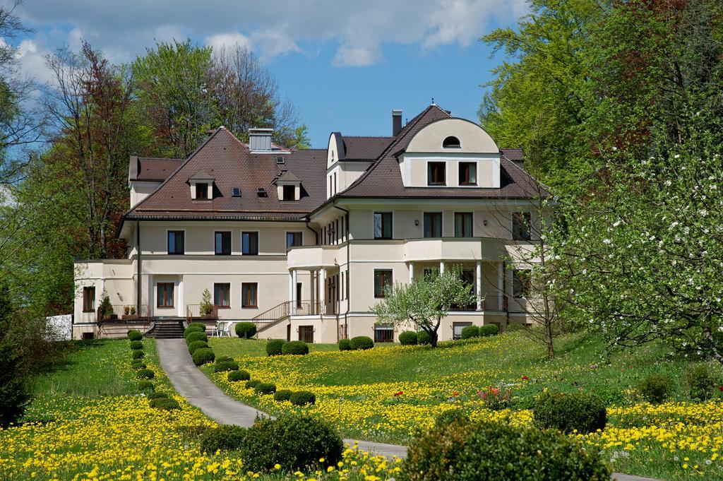 Hideauts Hotels Der Rosengarten Füssen Exteriör bild